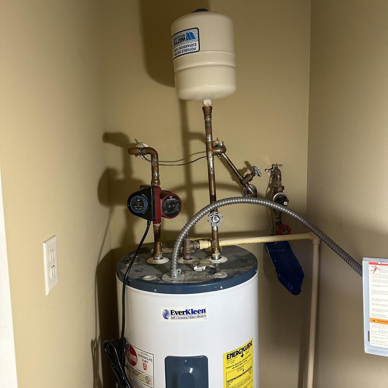 50-gallon electric water heater with pressure regulator 50-gallon electric water heater with pressure regulator