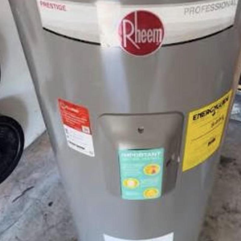 Electric water heater Rheem 50 gallon new unit