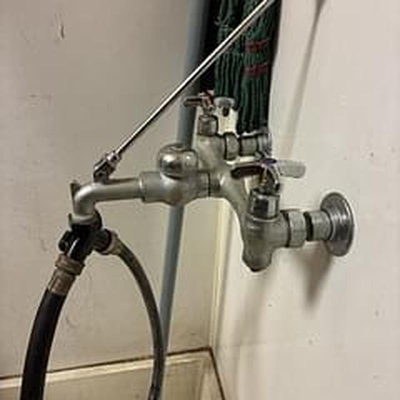 Mop sink faucet with diverter and hose connection