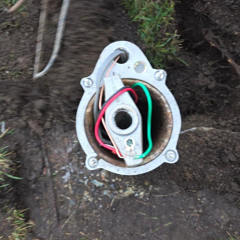 Deep well pump electrical wiring installation in soil