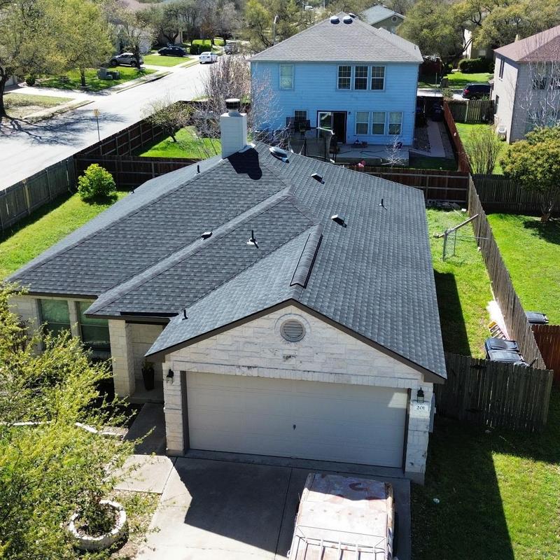 GAF Timberline HDZ shingle roof with ridge vent installation GAF Timberline HDZ shingle roof with ridge vent installation