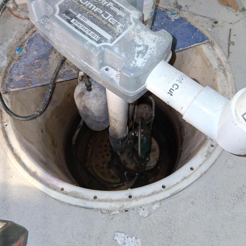 Sump pump system with float switch in pit