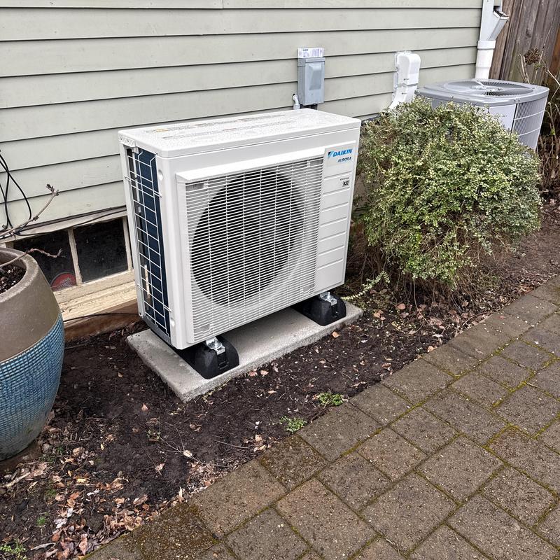 Daikin Aurora ducted mini split outdoor unit installation Daikin Aurora ducted mini split outdoor unit installation