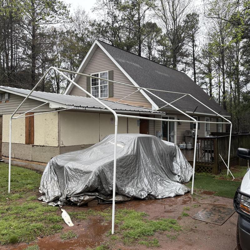 Roof with Owens Corning Duration shingles on residential house
