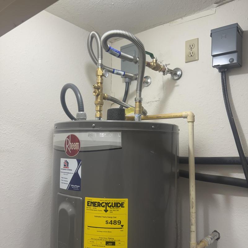 50 gallon electric water heater with new valves and flex lines