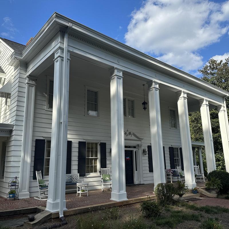 Front columns and gutters renovation on historic home