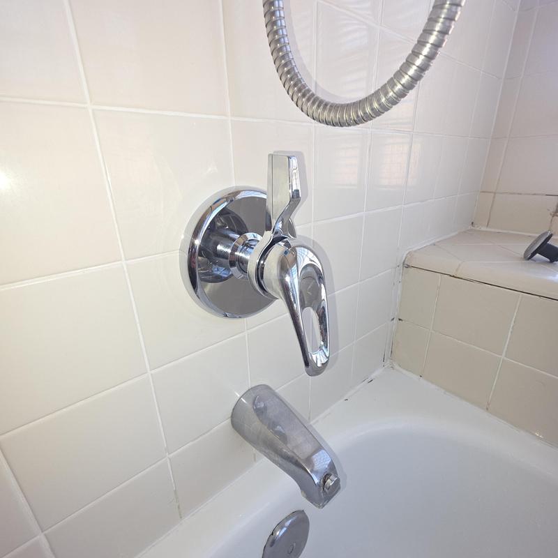 Mixet tub shower valve with new cartridge and trim installed