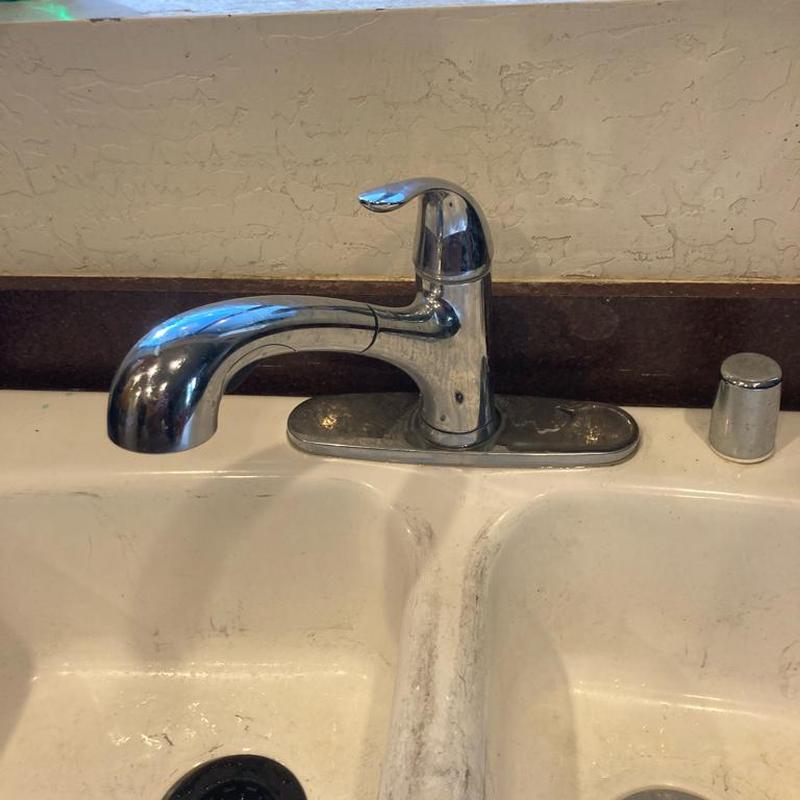 Delta Grant kitchen faucet with soap dispenser