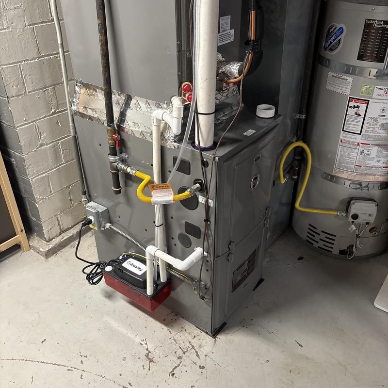 Ruud 95% gas furnace with PVC vent pipe installation Ruud 95% gas furnace with PVC vent pipe installation