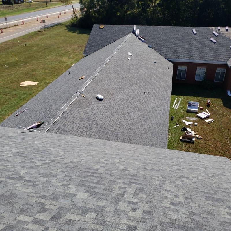 Owens Corning Oakridge shingle roof on commercial building
