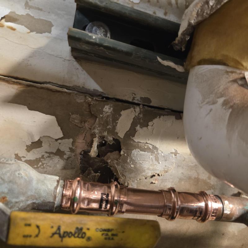 Domestic water circulation copper pipe with new fittings