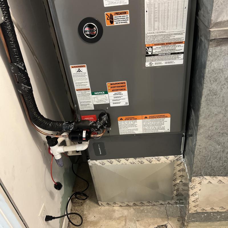 Ruud variable speed air handler with ductwork Ruud variable speed air handler with ductwork