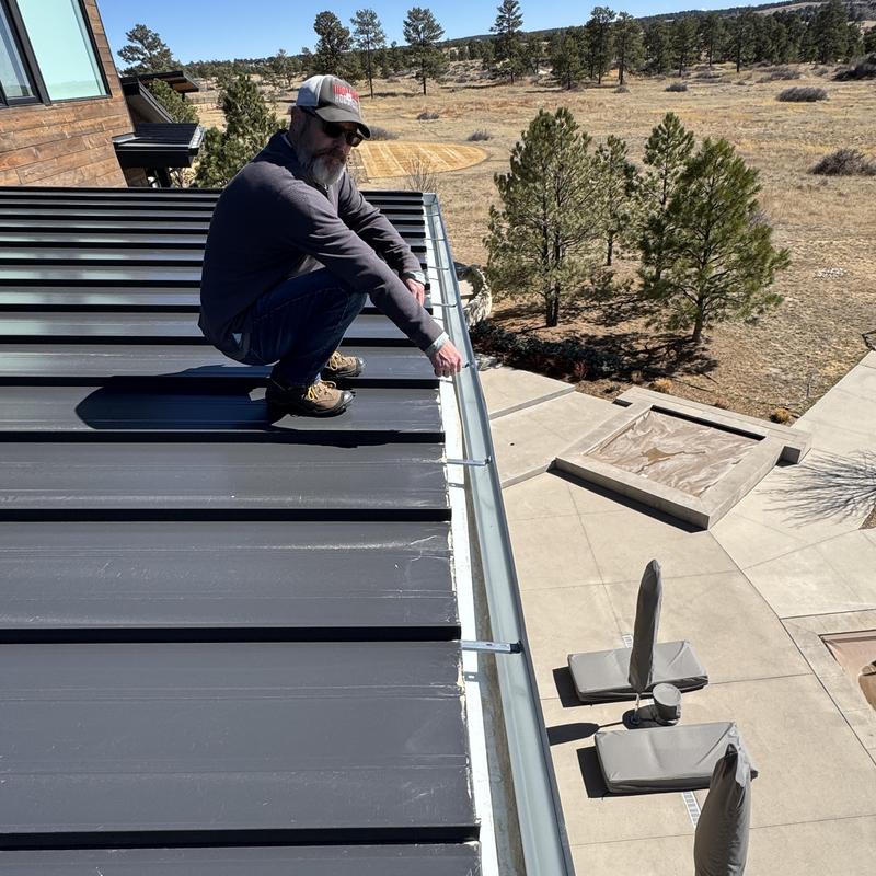 S-5 Sno Stop snow fence on metal roof installation S-5 Sno Stop snow fence on metal roof installation