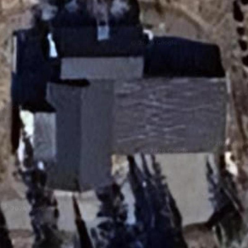 Gutter system with 240V heat tape installation Gutter system with 240V heat tape installation