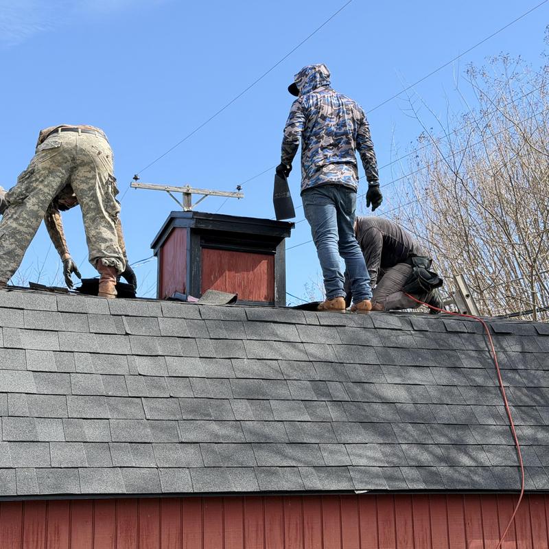Architectural shingle roof on barn shed installation