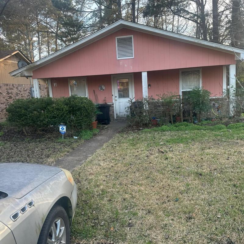 Roof inspection on residential house in Florence, MS