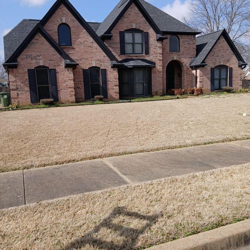 Roof valley and custom flashing on brick home
