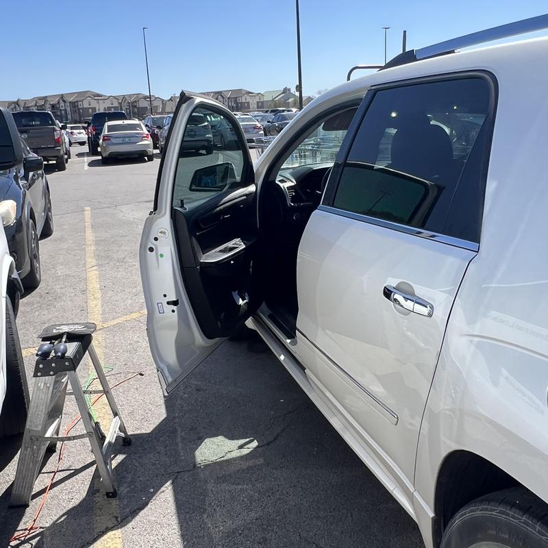 Car door lock unlocking at Sapulpa Walmart parking lot