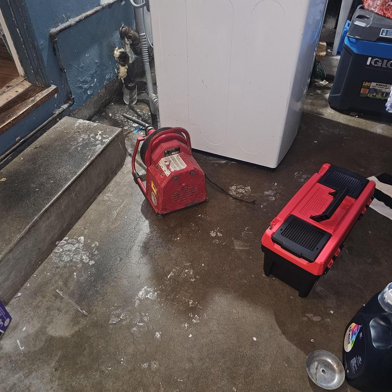 Washing machine drain pipe with Gorlitz cable machine