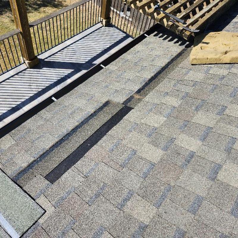 Owens Corning Driftwood shingles installation on roof