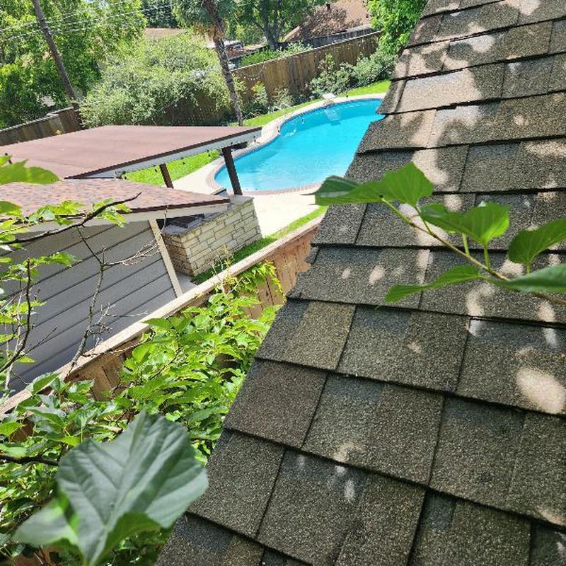 Owens Corning Driftwood shingles on residential roof