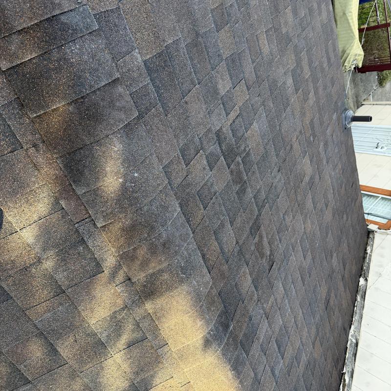 Owens Corning Brown Wood Architectural Shingles on Roof