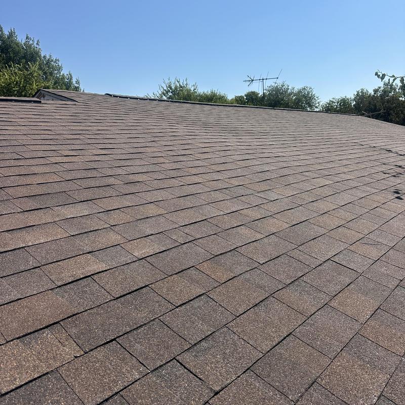 Owens Corning brown wood architectural shingles roof