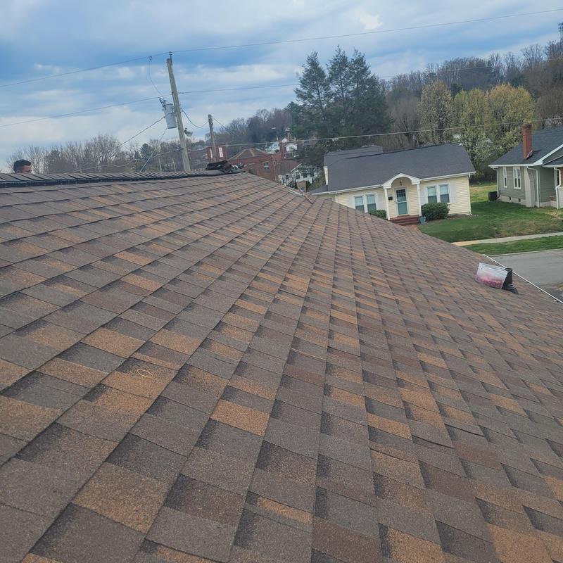 Atlas Shadow Black roof shingles installation in Blountville