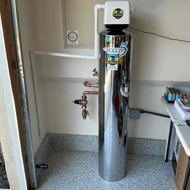 Halo 5 water filter system with copper piping