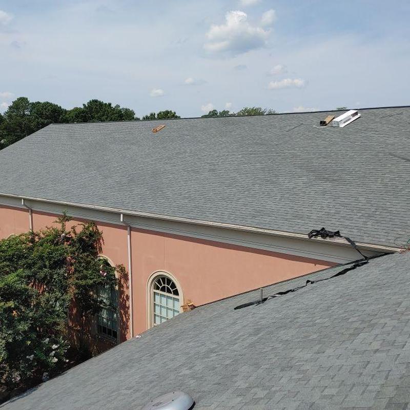 Owens Corning Oakridge asphalt shingle roof installation