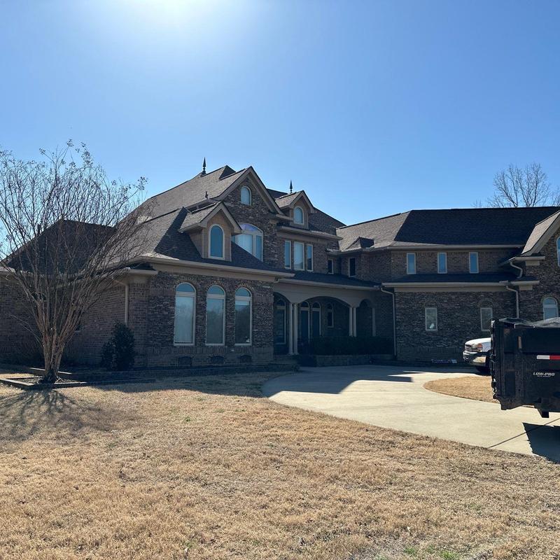 GAF Timberline HDZ asphalt shingle roof on brick home