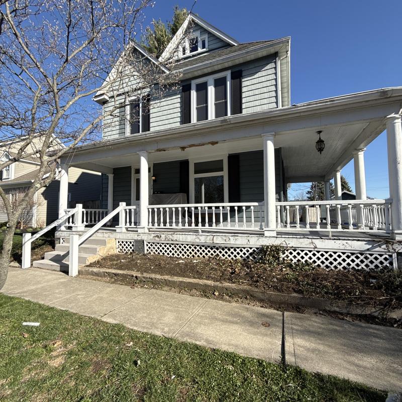Fascia board damage on residential porch roof Fascia board damage on residential porch roof