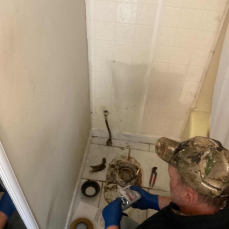 Toilet flange and seal installation with tools