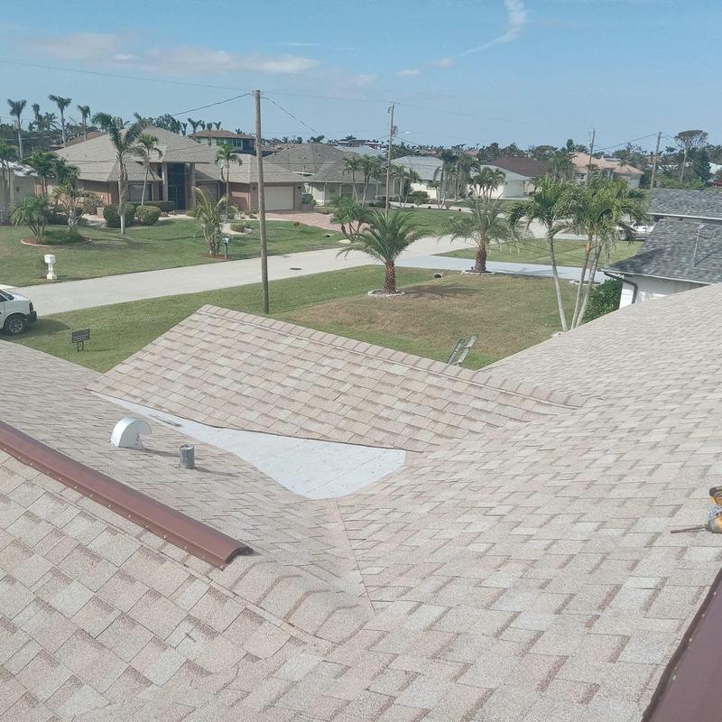 Owens Corning Duration shingles with ridge vent installation