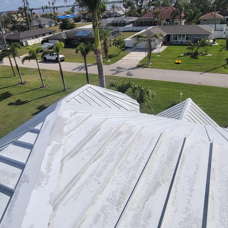 Standing seam metal roof in Cape Coral backyard view