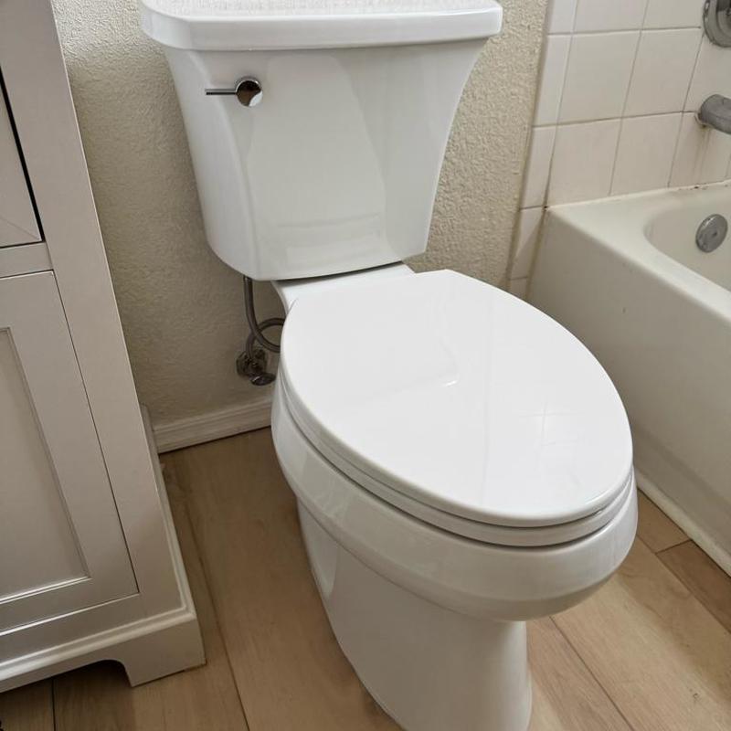 Toilet Kohler Highline Arc installed in bathroom Toilet Kohler Highline Arc installed in bathroom