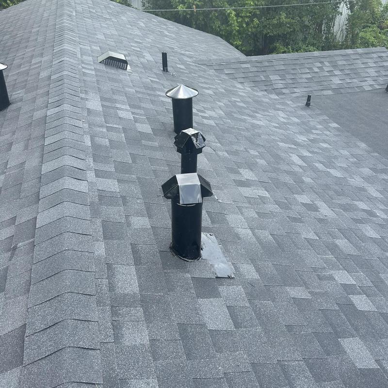 Owens Corning Onyx black architectural roof shingles