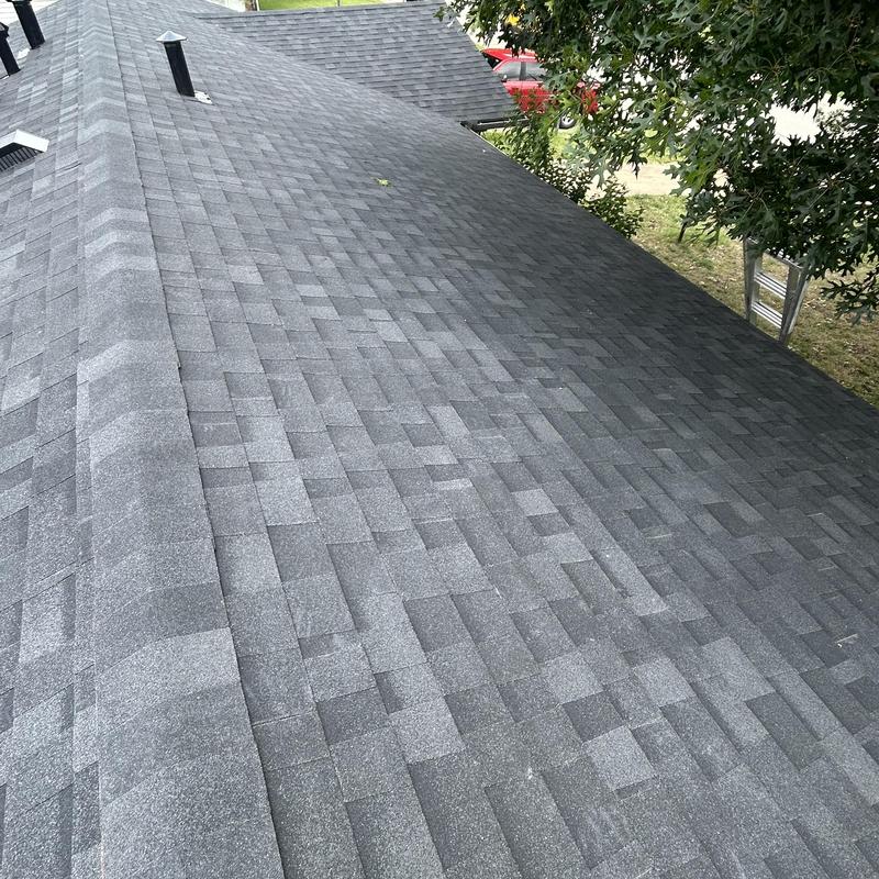 Onyx black Owens Corning architectural roof shingles