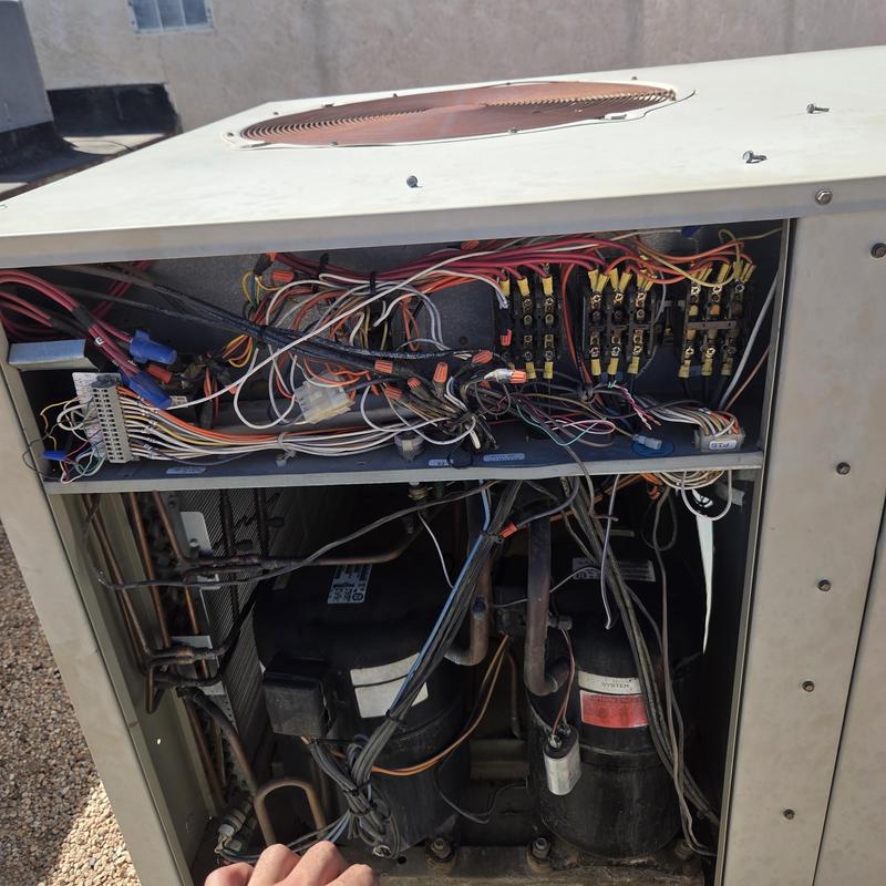 Elevator common area rooftop AC control panel wiring