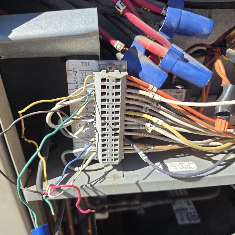 Elevator control panel wiring connections and terminals