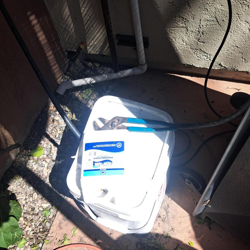 Tankless water heater descaling maintenance tools