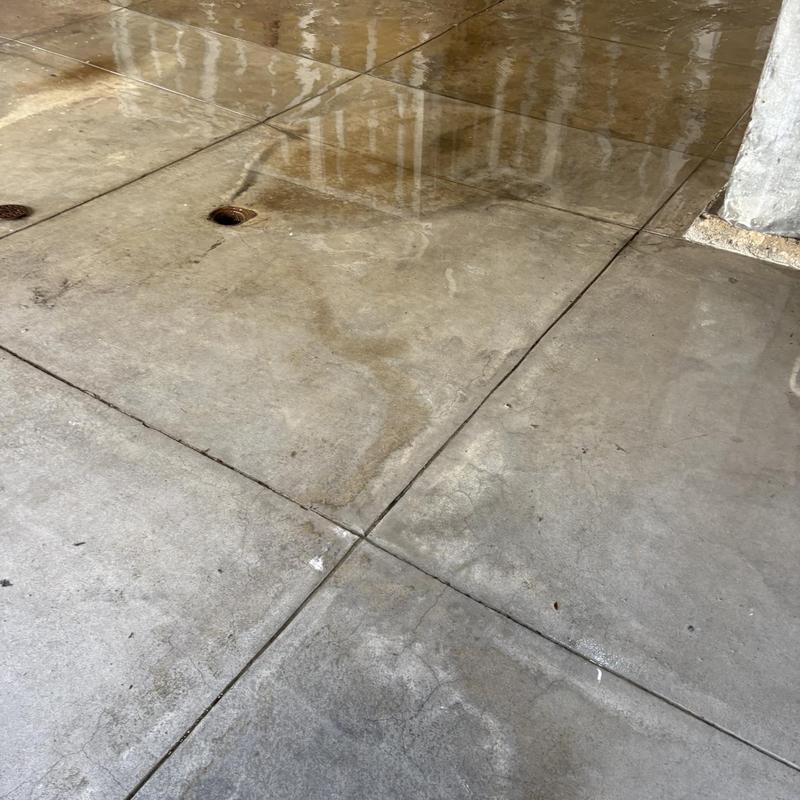 House trap hydro jet cleaning in concrete floor