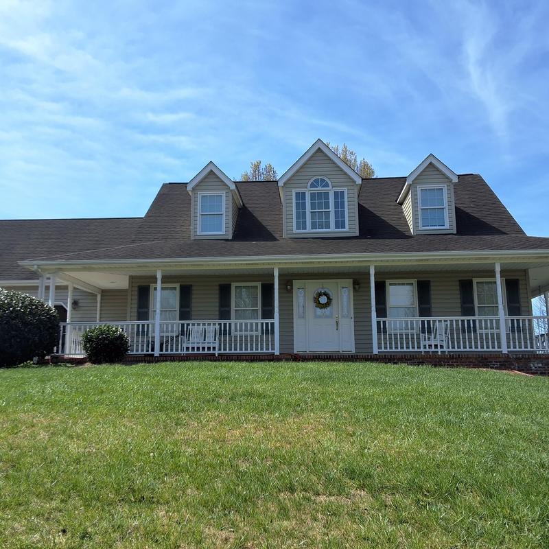Asphalt shingle roof on 20+ year old home