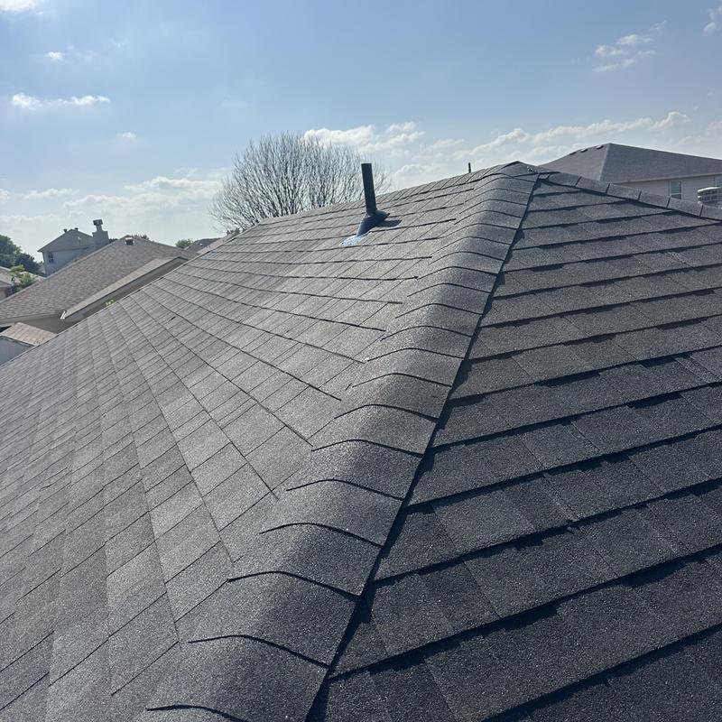 Onyx black Owens Corning architectural roof shingles