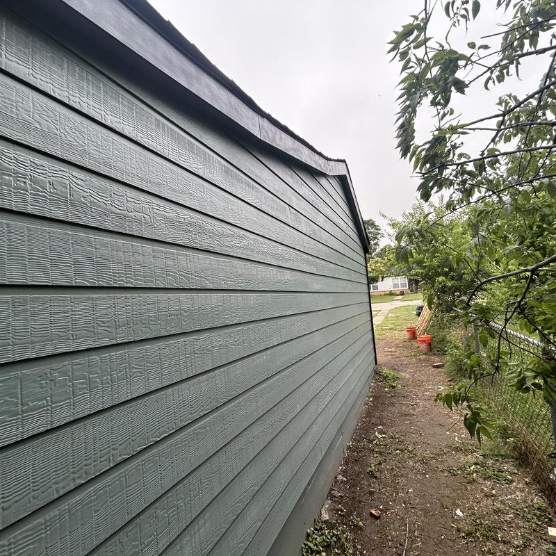 Hardy backer siding installation on exterior wall