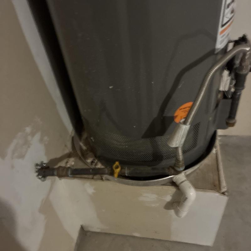 Gas water heater gas line with shutoff valve