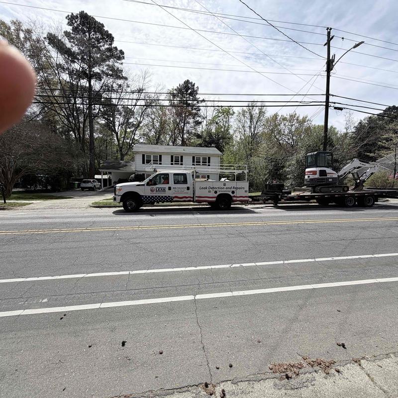 Underground water pipe excavation equipment and service truck
