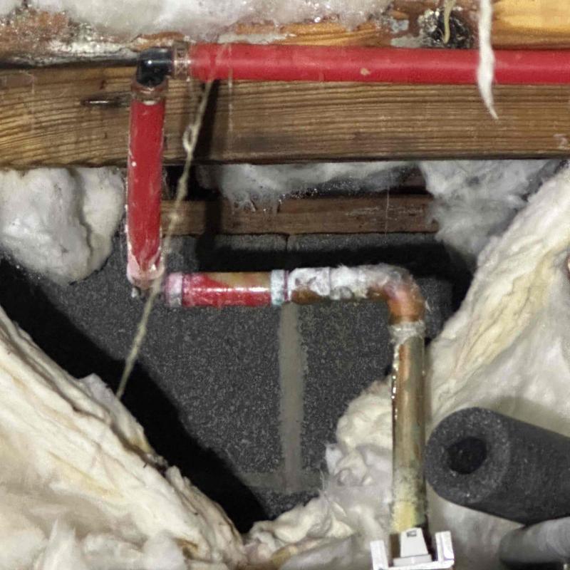 3/4-inch PEX hot water line in crawlspace with insulation