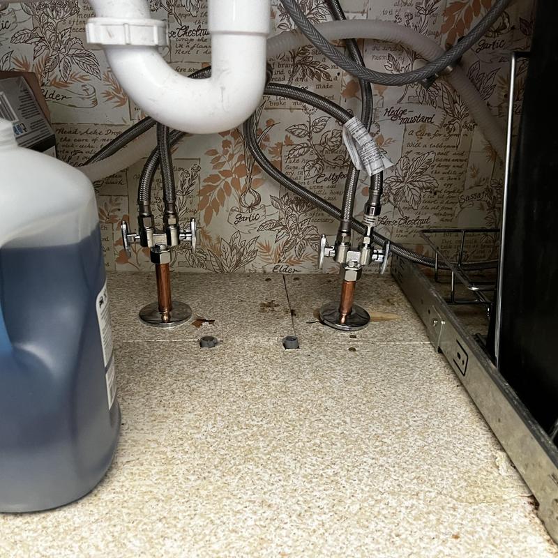 Copper water shut off valves with angle stops installation Copper water shut off valves with angle stops installation