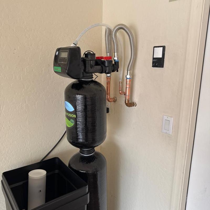 Green Fusion 1000 water softener with copper supply lines